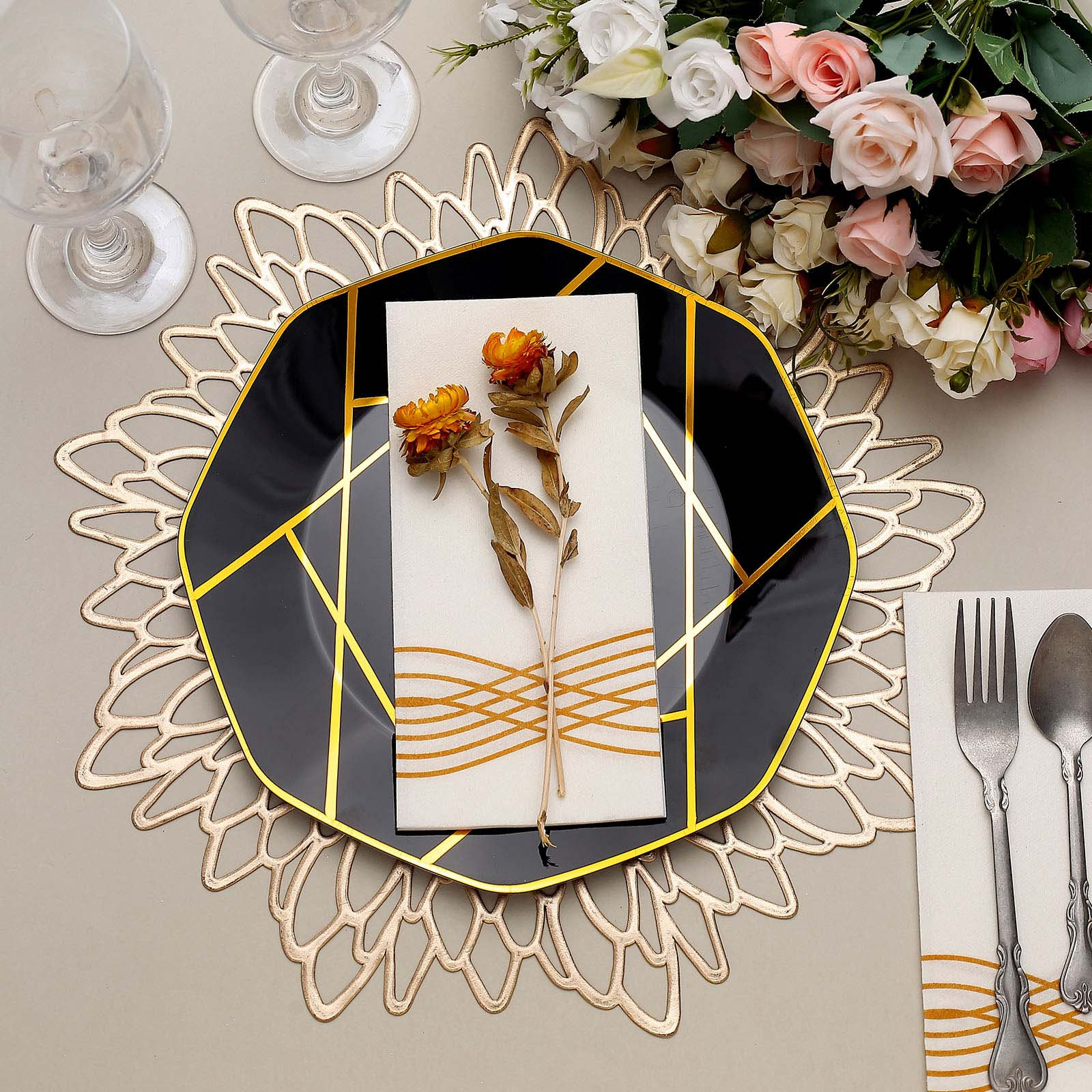 Black Geometric Dinner Plate with Gold Line Pattern - Image 5